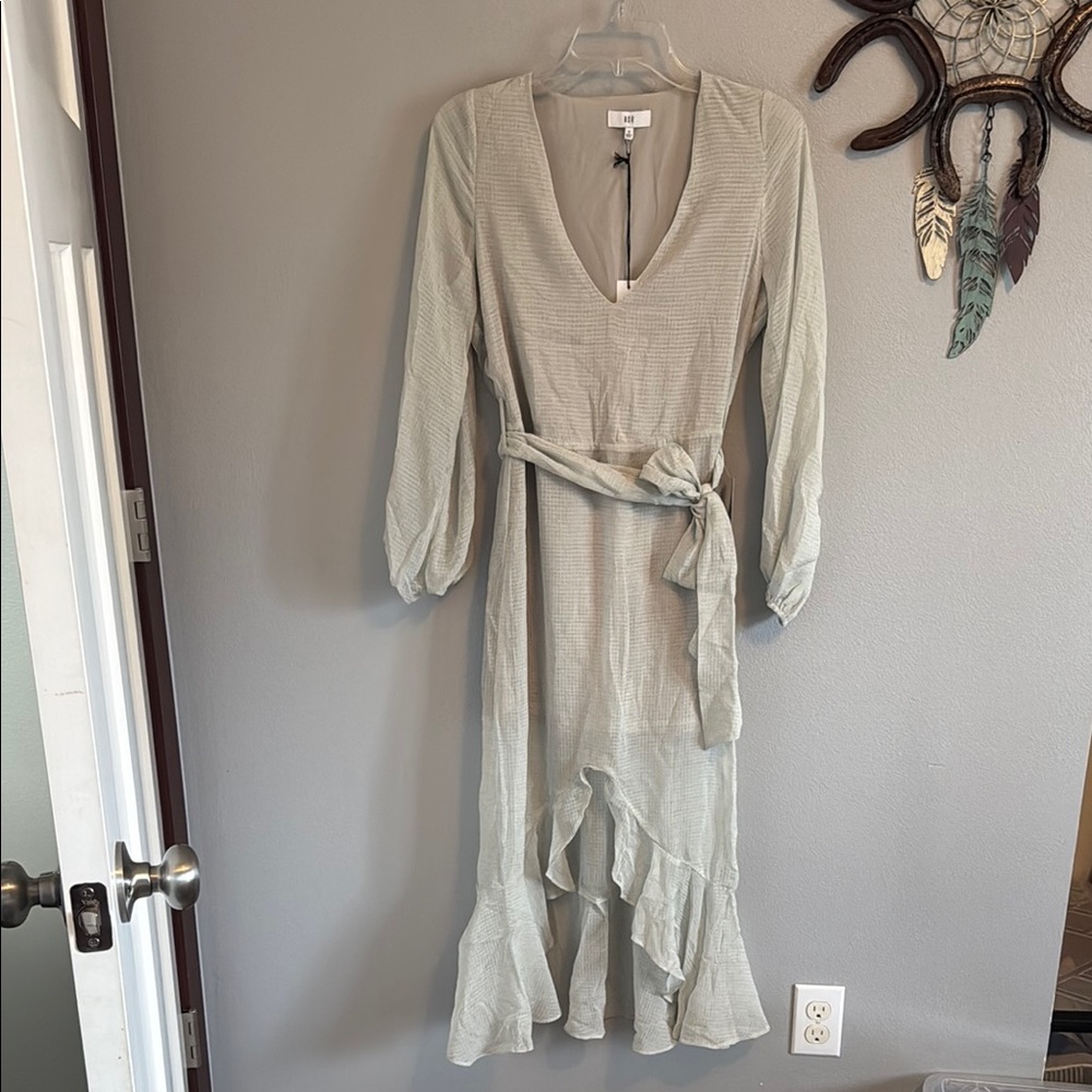 NSR Cream Long Sleeve Tie Front Sundress